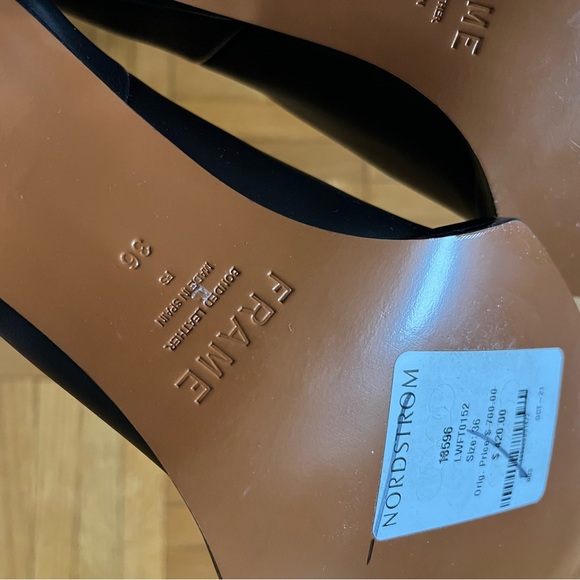 FRAME the Brooklyn booties 🖤 - Picture 5 of 7